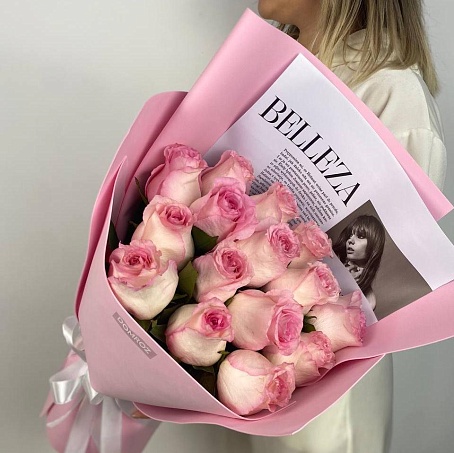 Букет 15 роз эквадор нежных