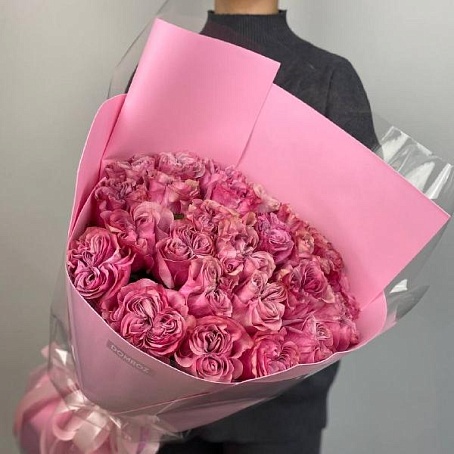 Букет 25 Пионовидных Ярких Роз Эквадор