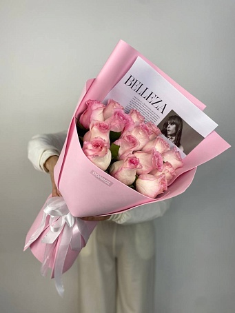 Букет 15 роз эквадор нежных