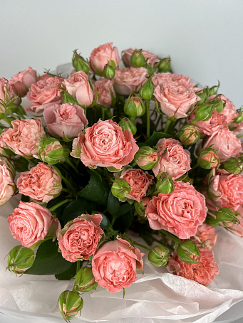 Букет 9 Кустовых роз