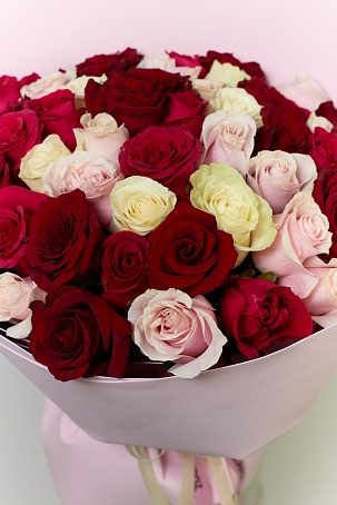 Букет 51 роза Эквадор Микс Нежный