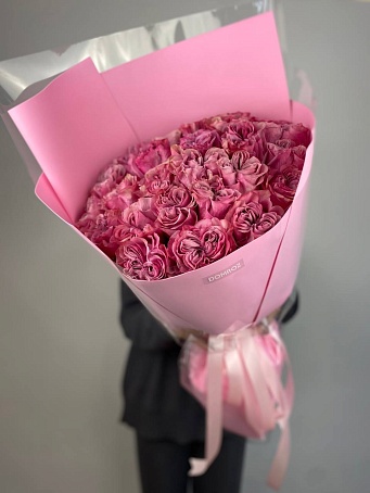 Букет 25 Пионовидных Ярких Роз Эквадор