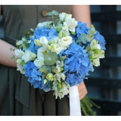 Букет невесты гортензия голубой