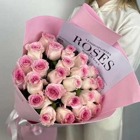 Букет 25 роз эквадор нежных