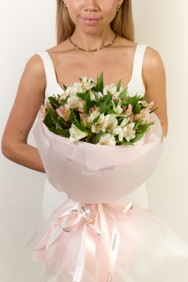 Букет 9 нежных альстромерий